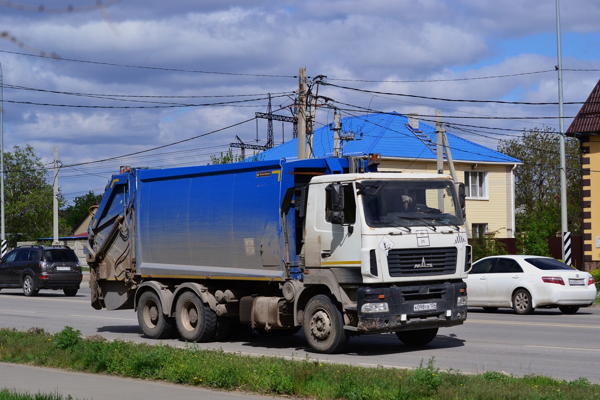 Волгоградская область, № К 098 УВ 134 — МАЗ-6312B5