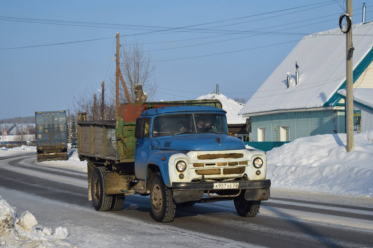 Алтайский край, № А 957 ХЕ 22 — ЗИЛ-495710 Алтайский край, № А 957 ХЕ 22 — ЗИЛ-495710