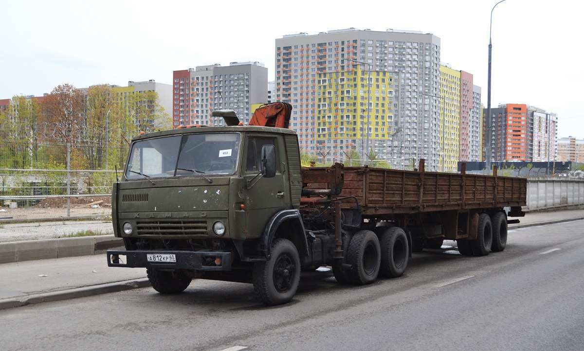 Псковская область, № А 812 КР 60 — КамАЗ-54112