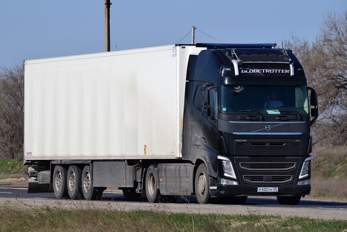 Дагестан, № Р 400 УК 05 — Volvo ('2012) FH.460 [X9P]