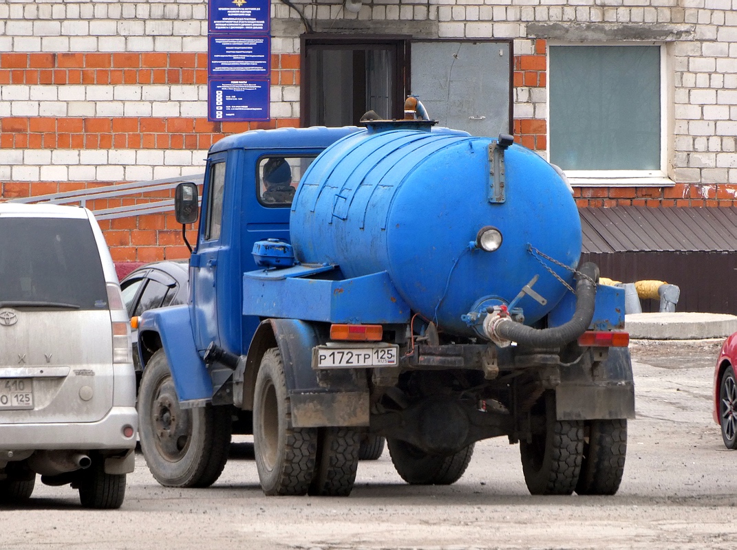 Приморский край, № Р 172 ТР 125 — ГАЗ-3307