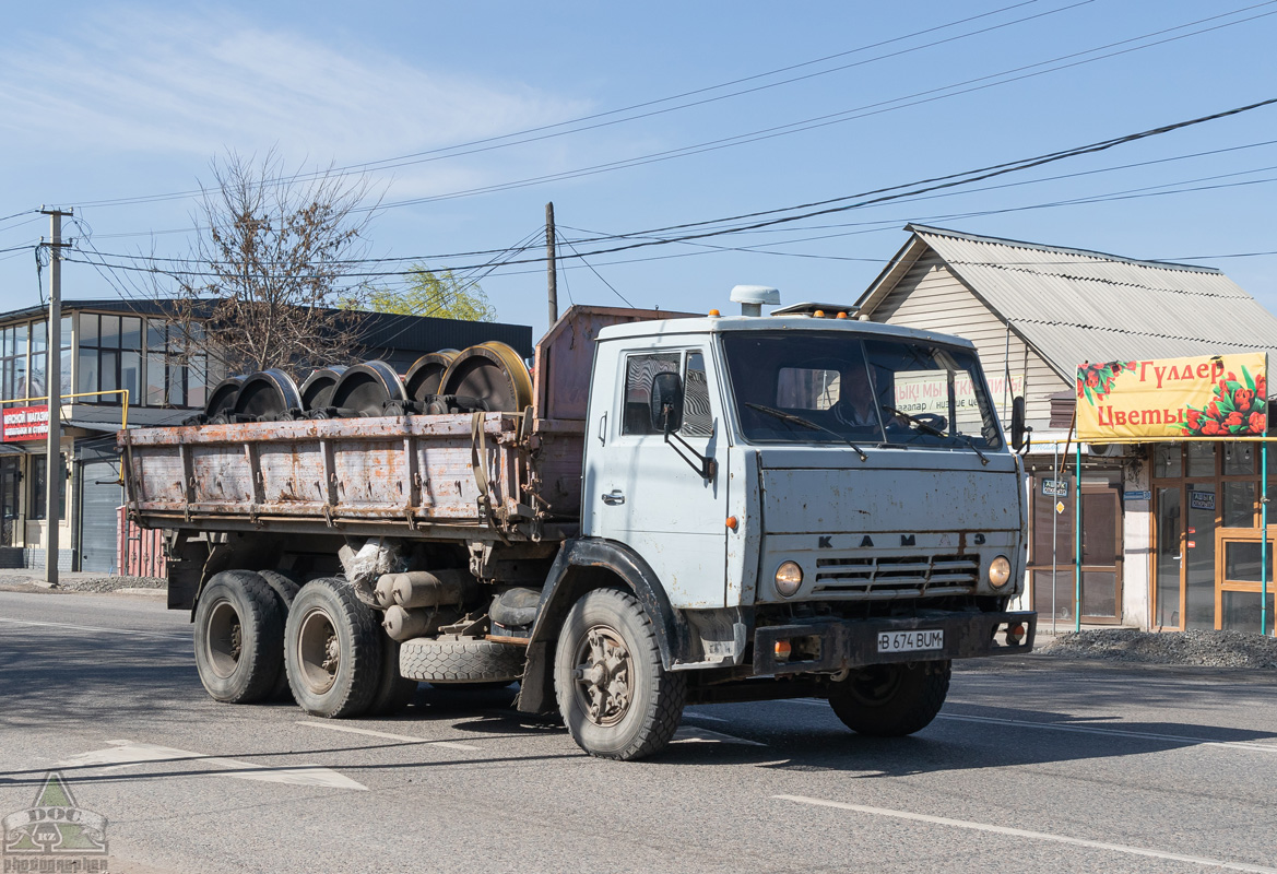 Алматинская область, № B 674 BUM — КамАЗ-5320