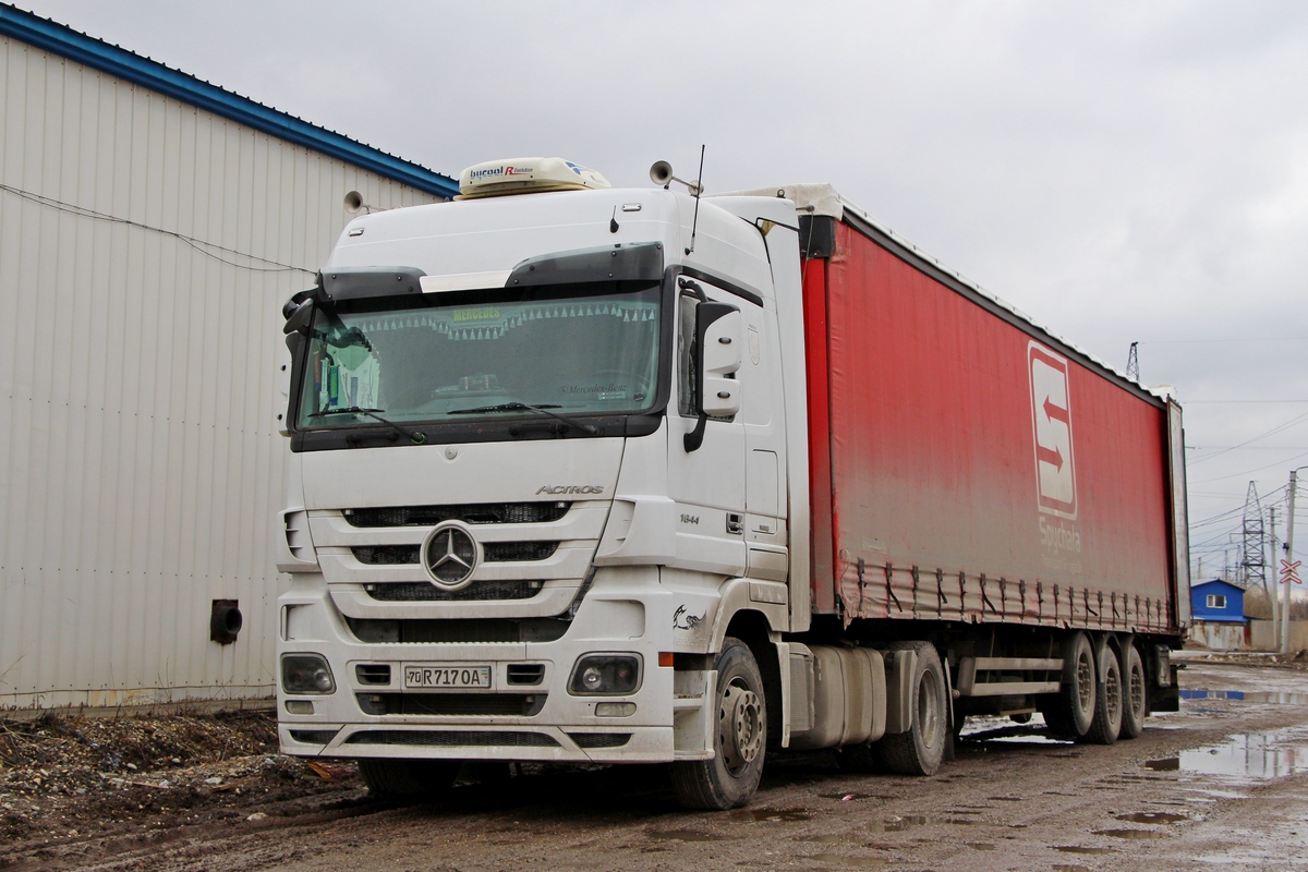 Узбекистан, № 70 R 717 OA — Mercedes-Benz Actros ('2009) 1844 Узбекистан, № 70 R 717 OA — Mercedes-Benz Actros ('2009) 1844