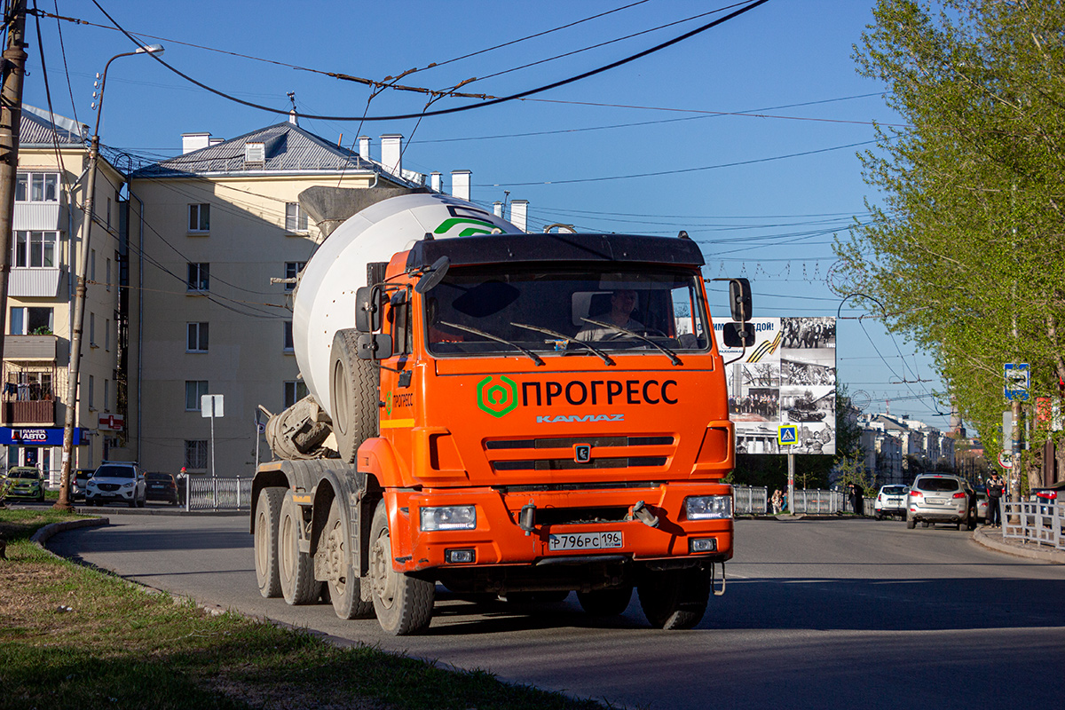 Свердловская область, № Р 796 РС 196 — КамАЗ-6540-A5(48) Свердловская область, № Р 796 РС 196 — КамАЗ-6540-A5(48)