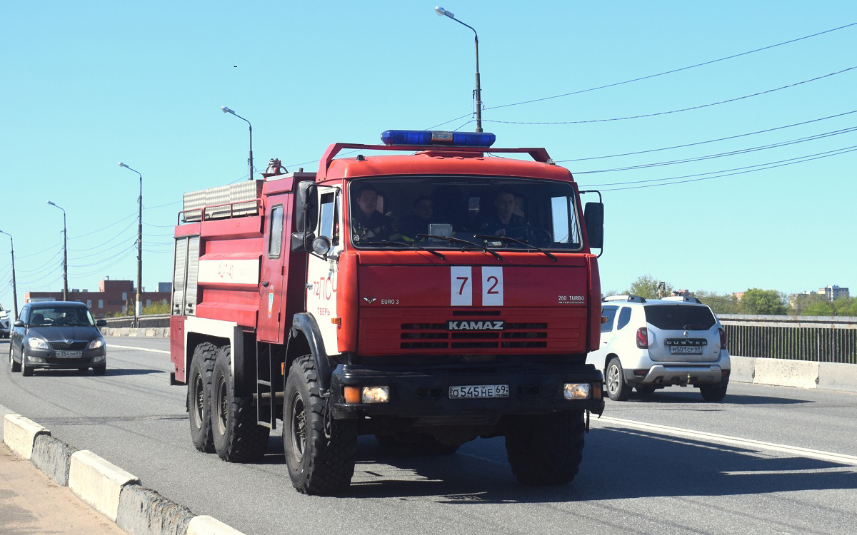 Тверская область, № О 545 НЕ 69 — КамАЗ-43118-15 [43118R]