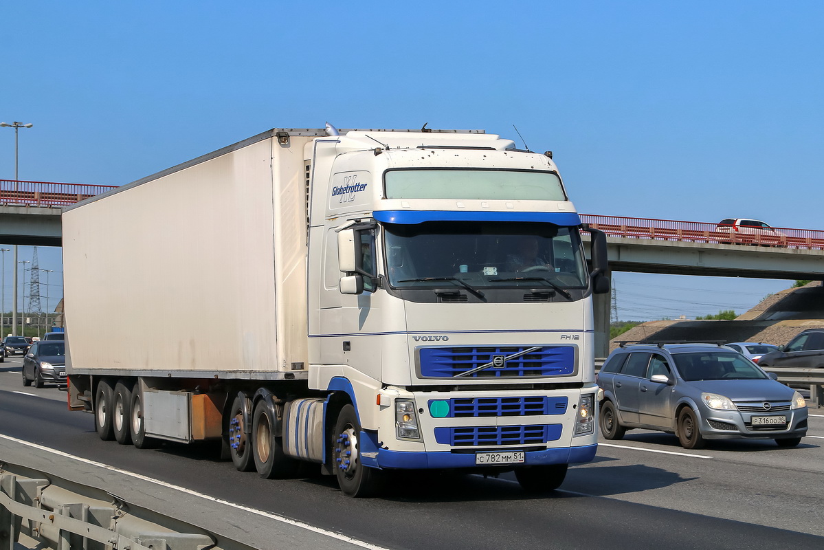 Мурманская область, № С 782 ММ 51 — Volvo ('2002) FH-Series