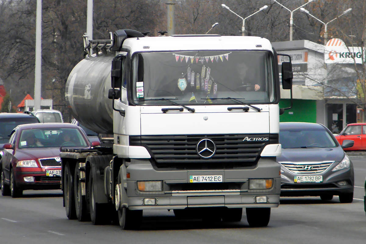 Днепропетровская область, № АЕ 7412 ЕС — Mercedes-Benz Actros ('1997) Днепропетровская область, № АЕ 7412 ЕС — Mercedes-Benz Actros ('1997)