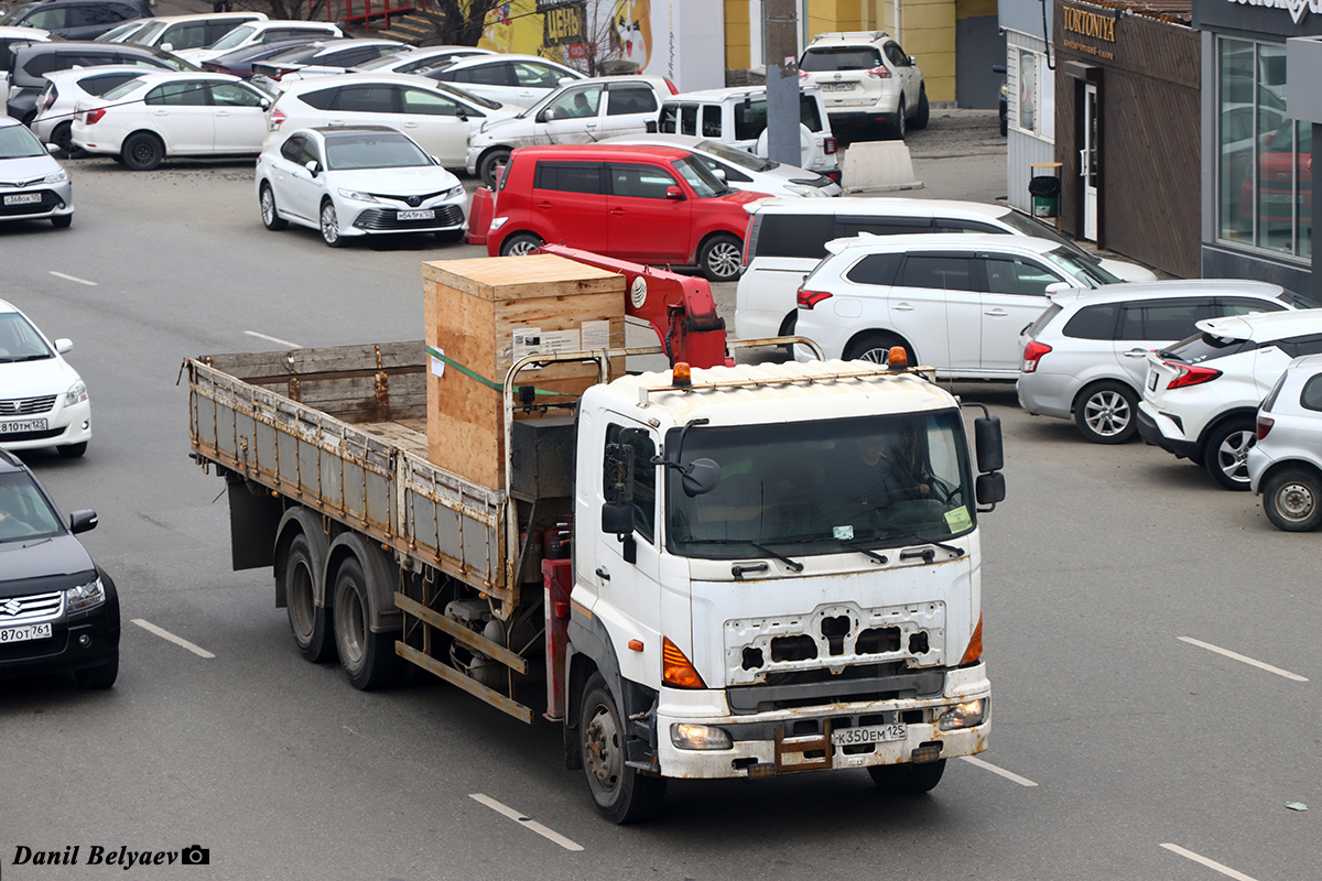 Приморский край, № К 350 ЕМ 125 — Hino 700 Приморский край, № К 350 ЕМ 125 — Hino 700
