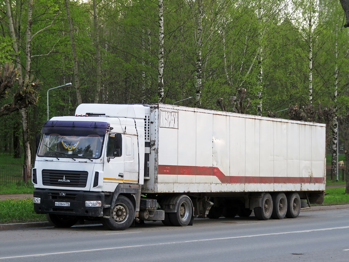 Кировская область, № О 226 КУ 716 — МАЗ-5440A9