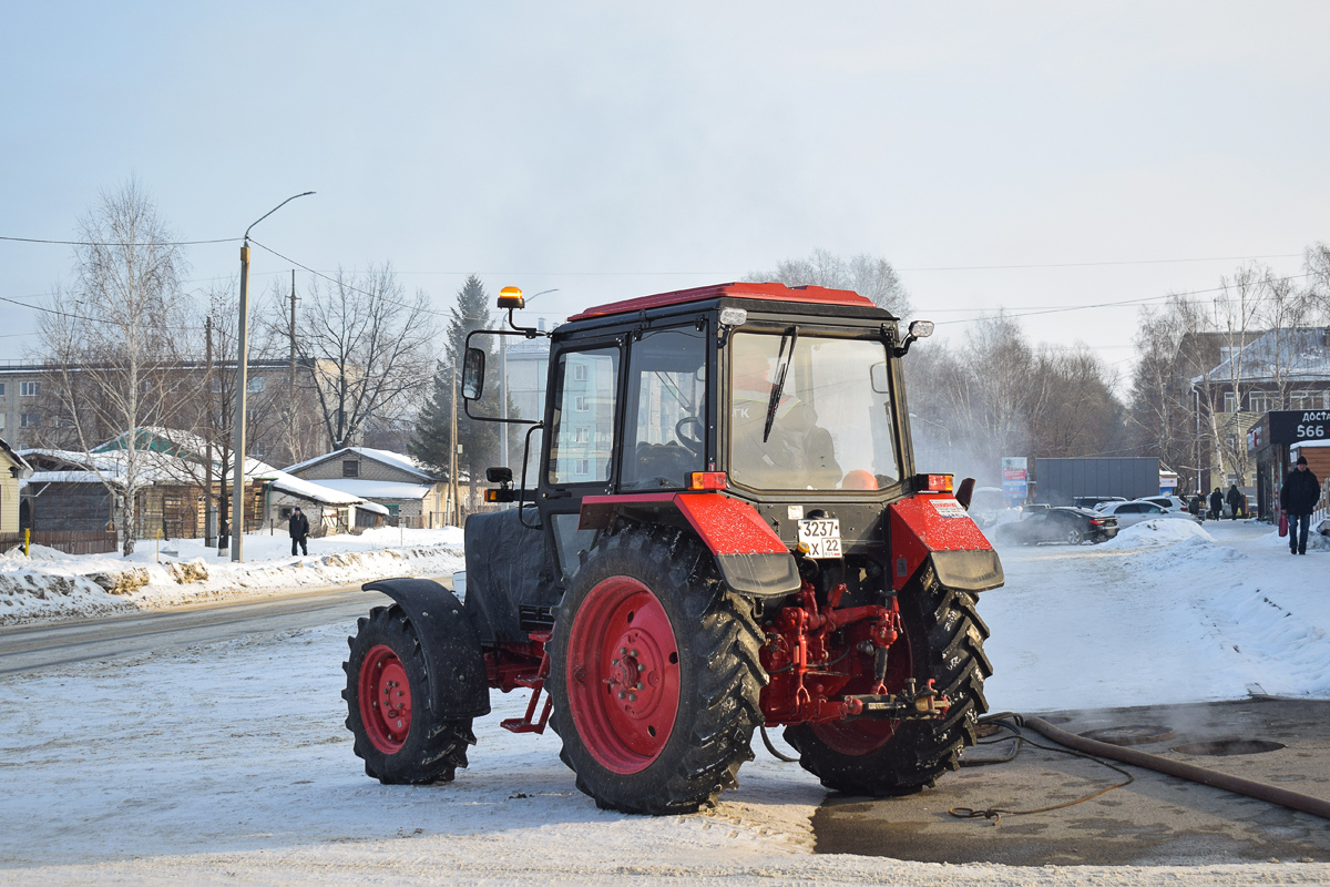 Алтайский край, № 3237 АХ 22 — Беларус-82.1