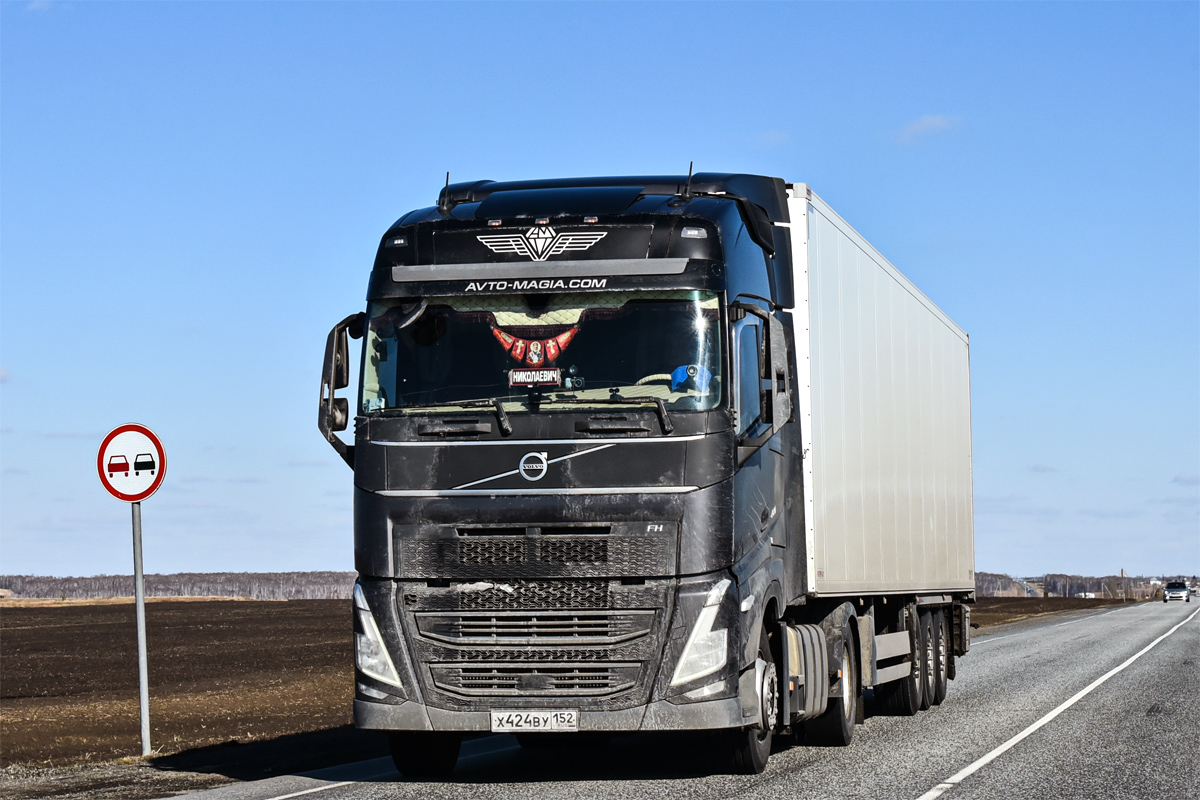 Нижегородская область, № Х 424 ВУ 152 — Volvo ('2012) FH.460 [X9P]
