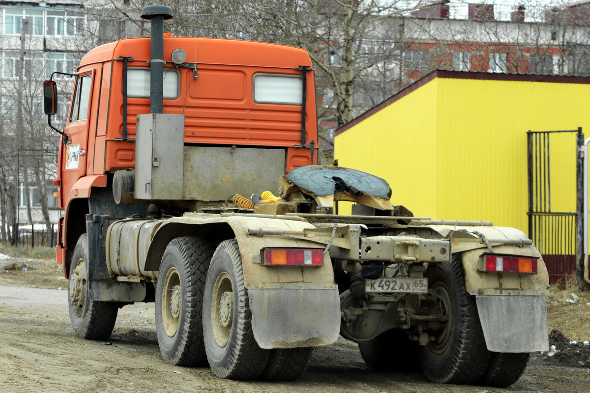 Сахалинская область, № К 492 АХ 65 — КамАЗ-65225 [652250]