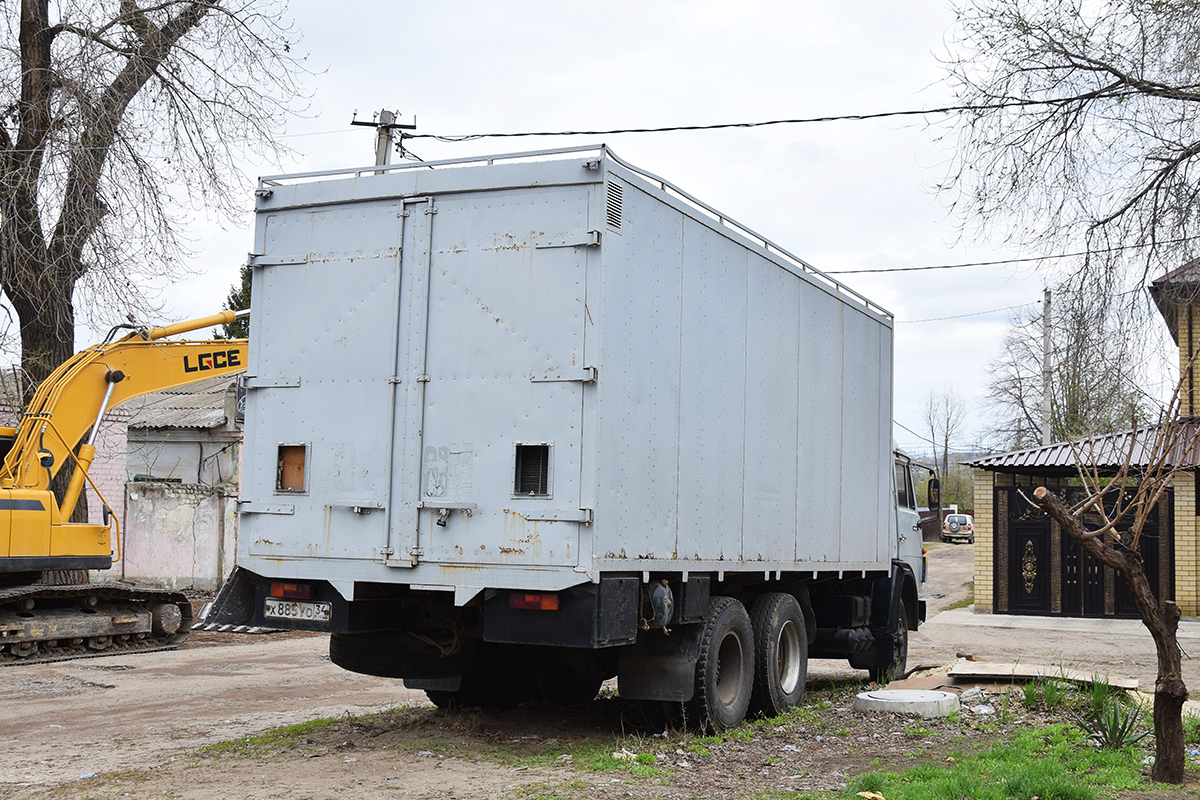 Волгоградская область, № Х 885 УО 34 — КамАЗ-53212