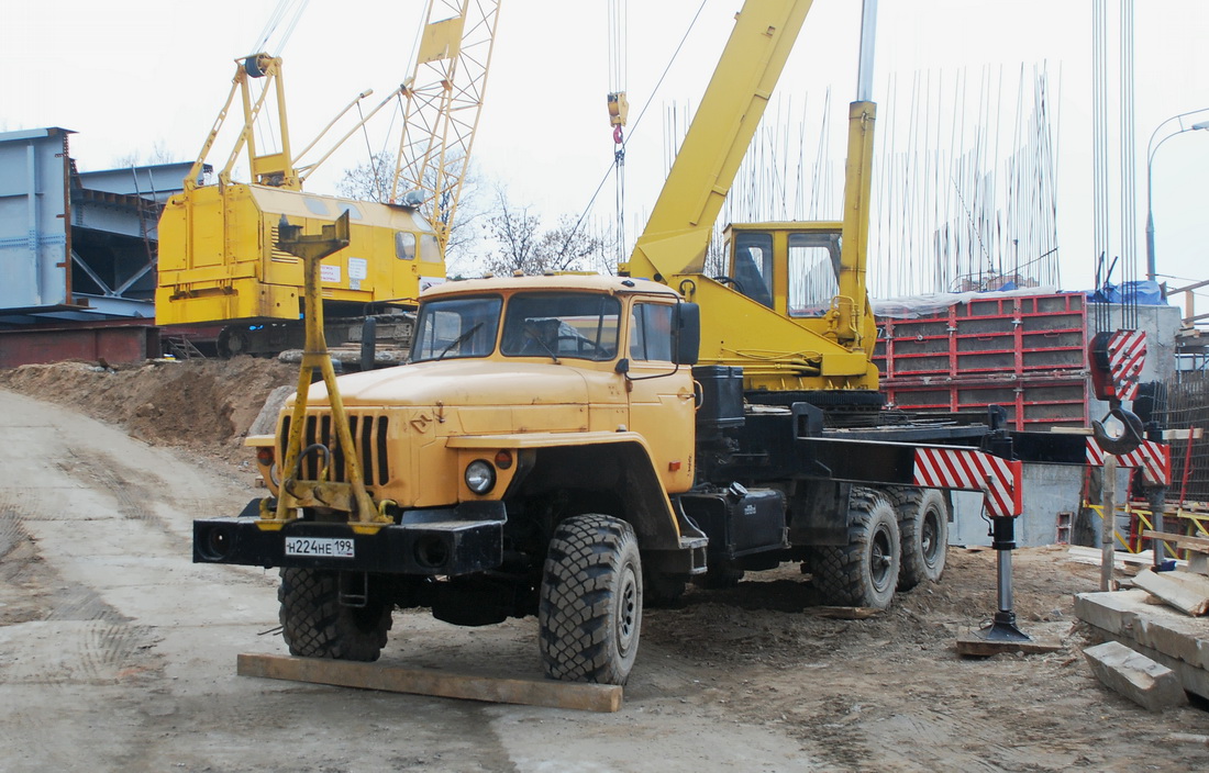 Москва, № Н 224 НЕ 199 — Урал-4320 / 5557 (общая модель) Москва, № Н 224 НЕ 199 — Урал-4320 / 5557 (общая модель)