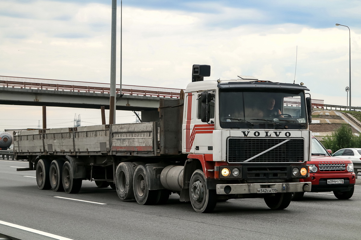 Санкт-Петербург, № А 542 СА 198 — Volvo ('1977) F12