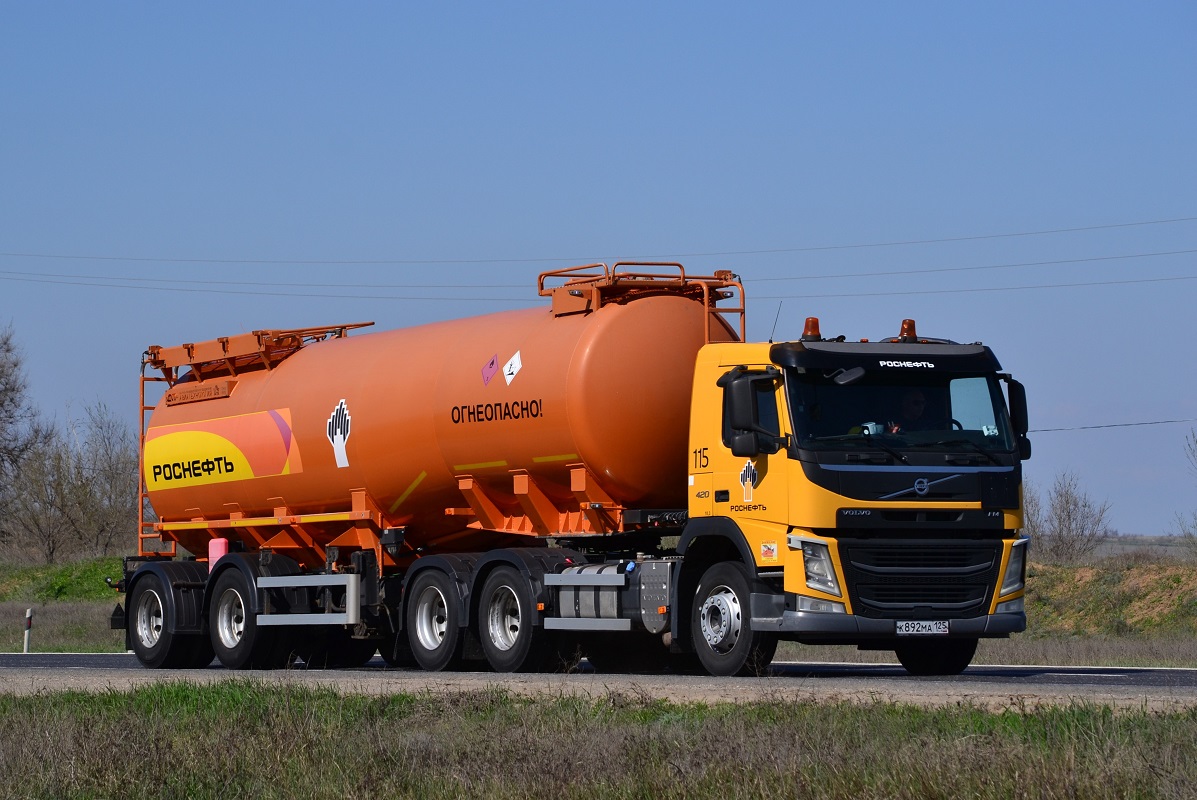 Приморский край, № 115 — Volvo ('2013) FM.420 [X9P]