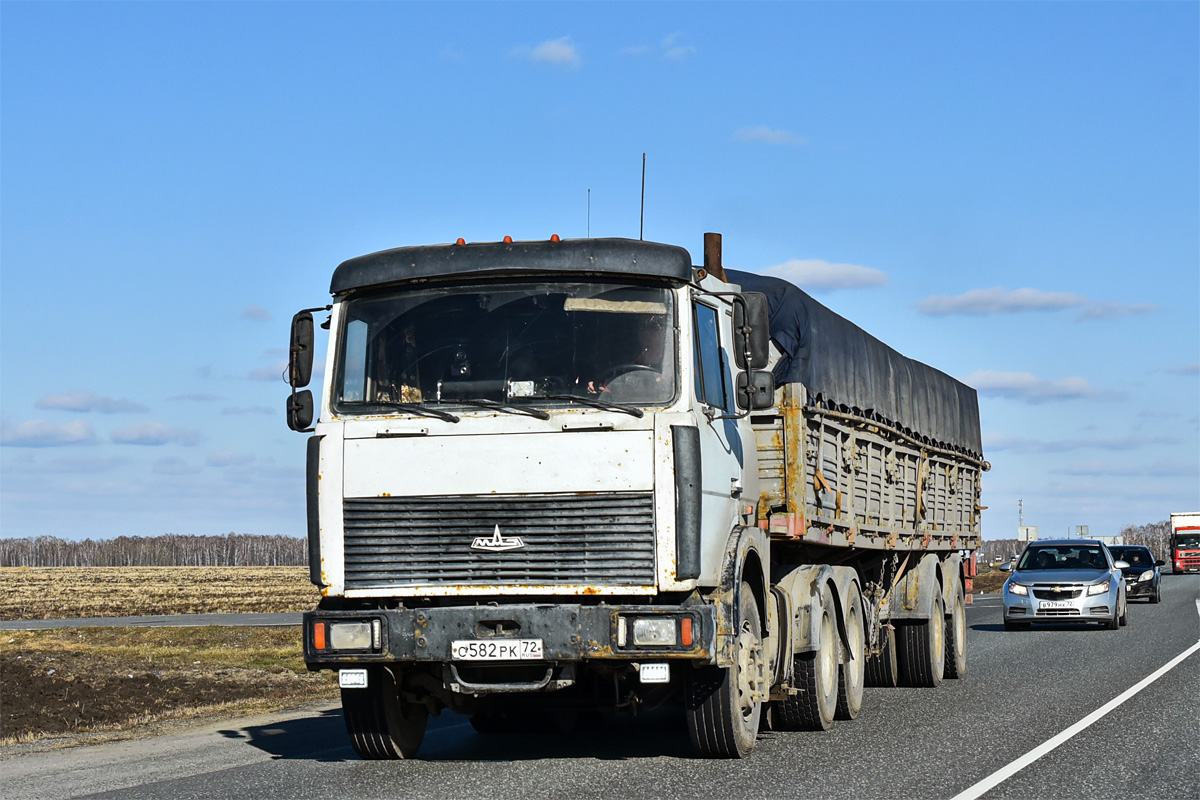 Тюменская область, № О 582 РК 72 — МАЗ-642208