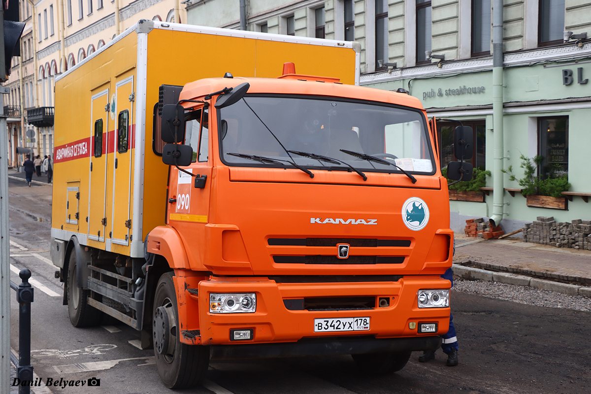 Санкт-Петербург, № В 342 УХ 178 — КамАЗ-43253-R4(28); Санкт-Петербург — Международный транспортный фестиваль "SPbTransportFest" (2019-... гг) Санкт-Петербург, № В 342 УХ 178 — КамАЗ-43253-R4(28); Санкт-Петербург — Международный транспортный фестиваль "SPbTransportFest" (2019-... гг)