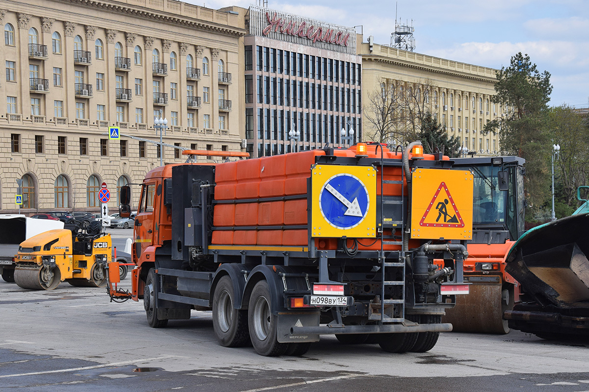 Волгоградская область, № Н 098 ВУ 134 — КамАЗ-65115-37