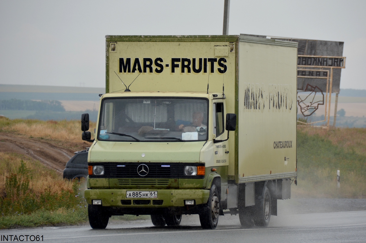 Ростовская область, № А 885 НК 61 — Mercedes-Benz T2 ('1986)