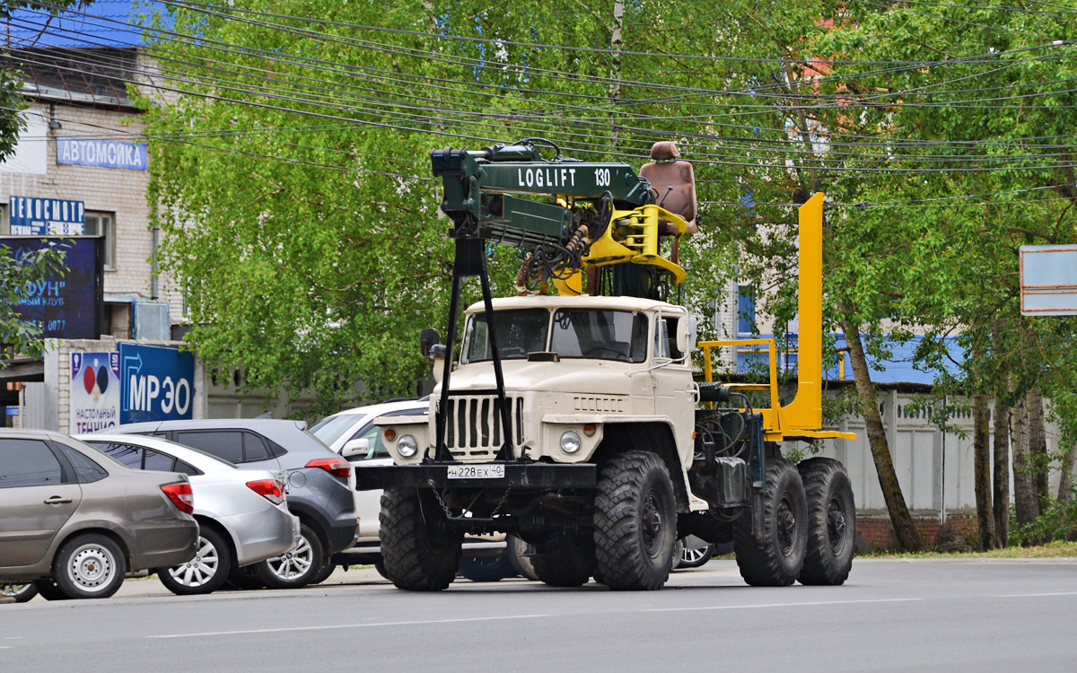Калужская область, № Н 228 ЕХ 40 — Урал-5557 Калужская область, № Н 228 ЕХ 40 — Урал-5557