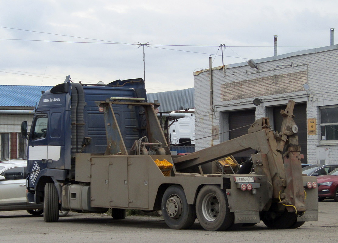 Москва, № Т 170 КУ 797 — Volvo ('1993) FH12.380
