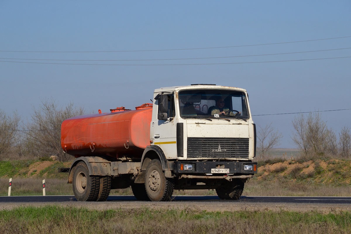 Волгоградская область, № К 948 ТУ 197 — МАЗ-5337A2
