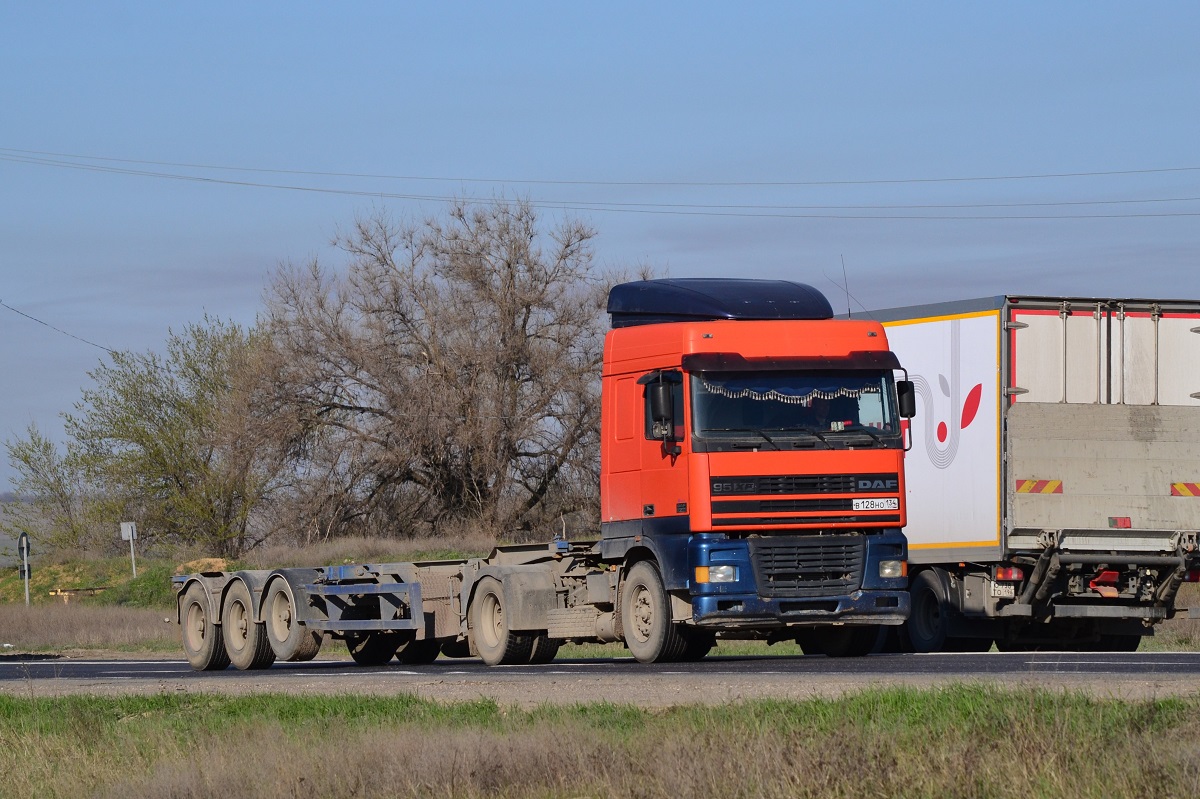 Волгоградская область, № В 128 НО 134 — DAF 95XF FT Волгоградская область, № В 128 НО 134 — DAF 95XF FT