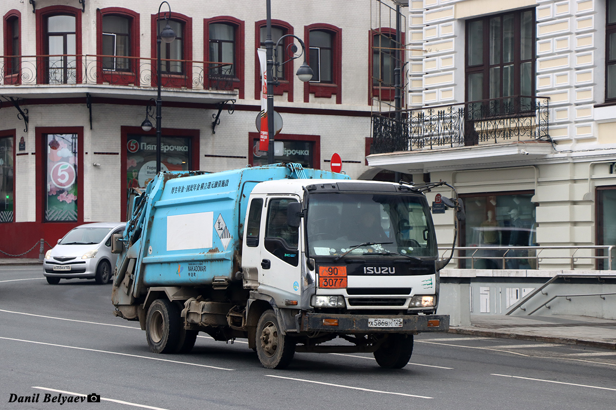Приморский край, № Х 586 ВМ 125 — Isuzu Forward (общая модель) Приморский край, № Х 586 ВМ 125 — Isuzu Forward (общая модель)