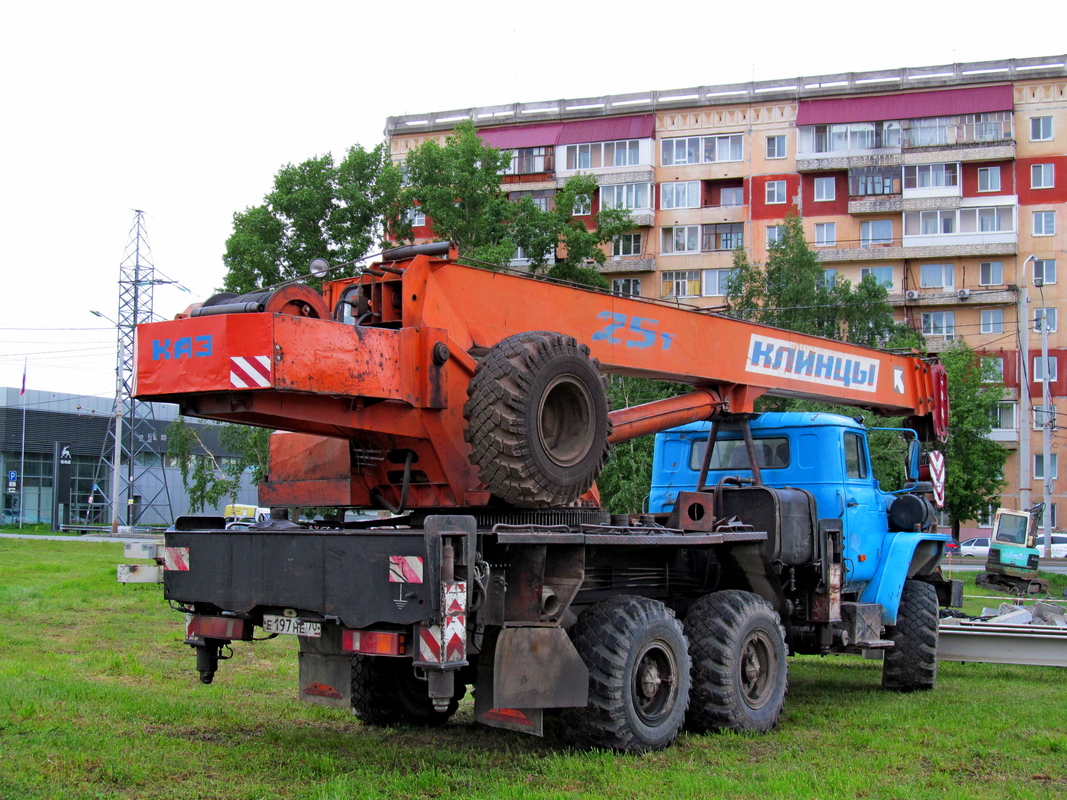 Томская область, № Е 197 НЕ 70 — Урал-5557-40 Томская область, № Е 197 НЕ 70 — Урал-5557-40