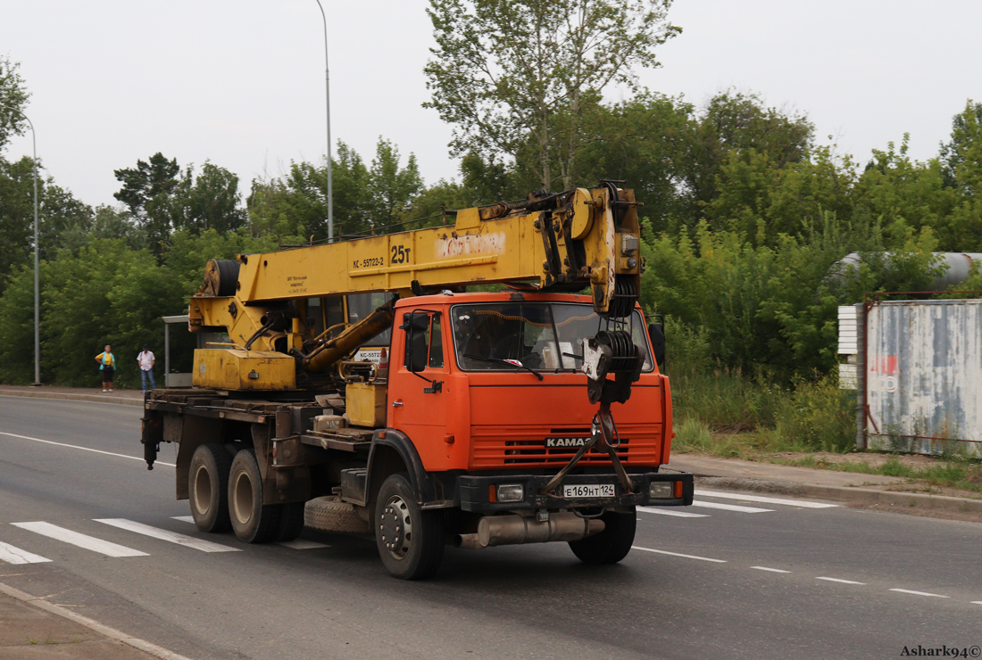 Красноярский край, № Е 169 НТ 124 — КамАЗ-53215-15 [53215R]