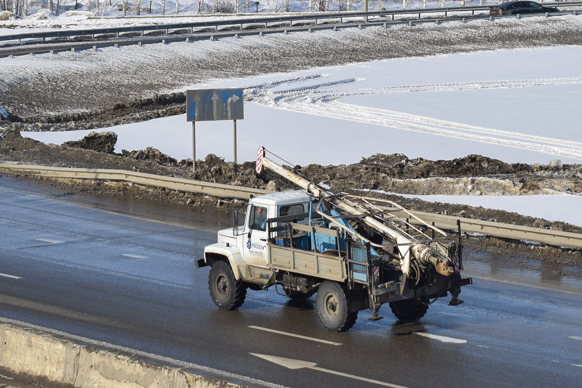 Алтайский край, № Р 705 ХВ 22 — ГАЗ-33088 «Садко»