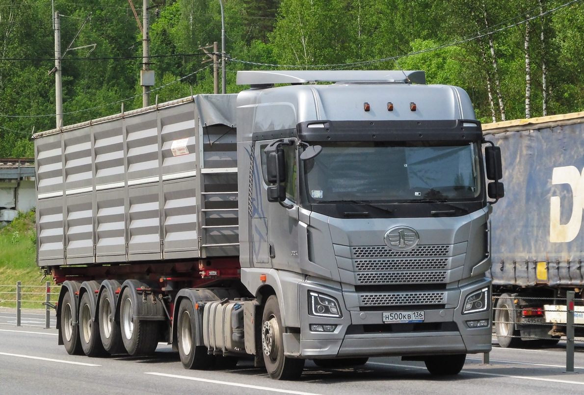 Воронежская область, № Н 500 КВ 136 — FAW JH6 [X0T]