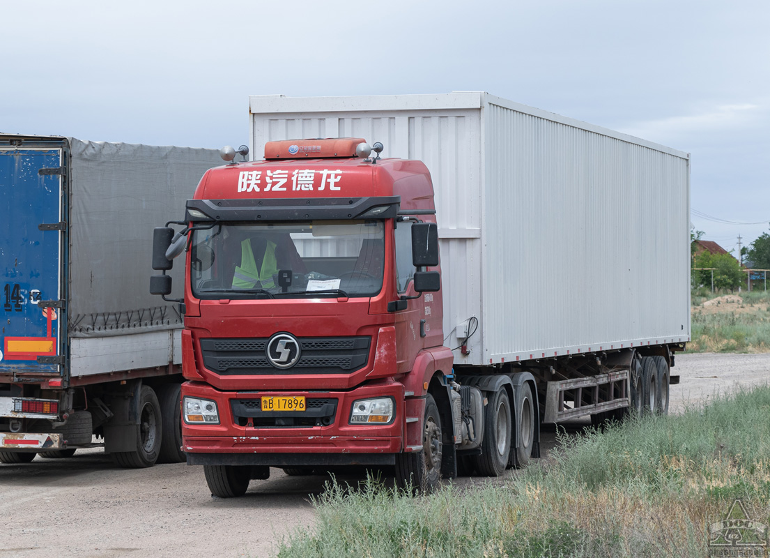 Китай, № 鲁B-17896 — Shaanxi Shacman M3000 (общая модель)