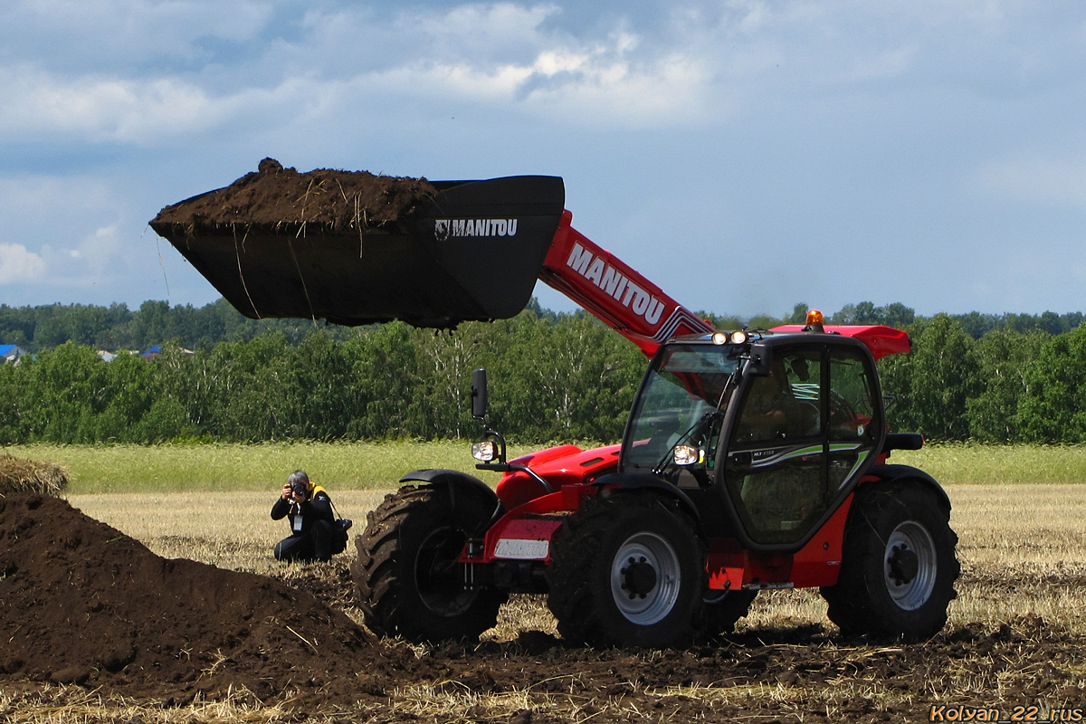 Алтайский край, № (22) Б/Н СТ 0239 — Manitou (общая модель); Алтайский край — Выставка "День Сибирского Поля 2021" Алтайский край, № (22) Б/Н СТ 0239 — Manitou (общая модель); Алтайский край — Выставка "День Сибирского Поля 2021"