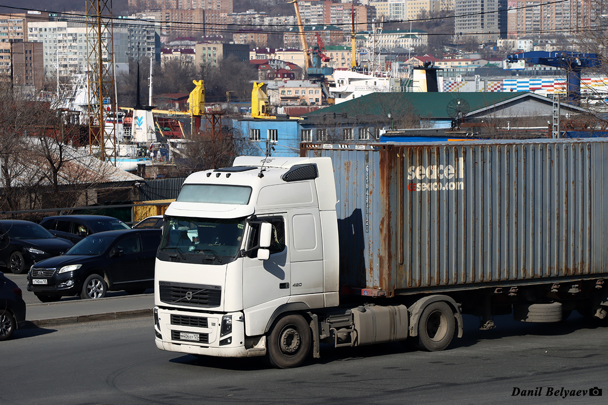 Приморский край, № М 406 ХУ 125 — Volvo ('2008) FH.420 Приморский край, № М 406 ХУ 125 — Volvo ('2008) FH.420