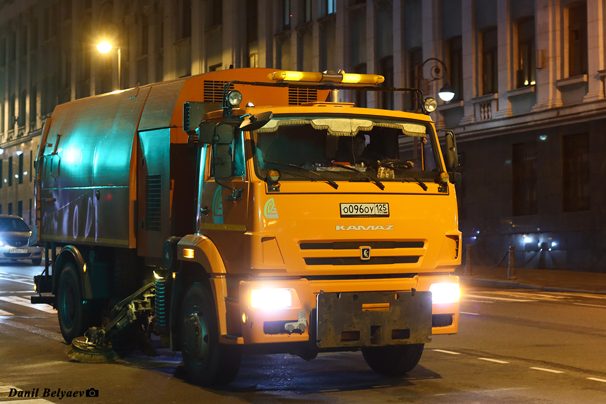Приморский край, № О 096 ОУ 125 — КамАЗ-53605 (общая модель) Приморский край, № О 096 ОУ 125 — КамАЗ-53605 (общая модель)